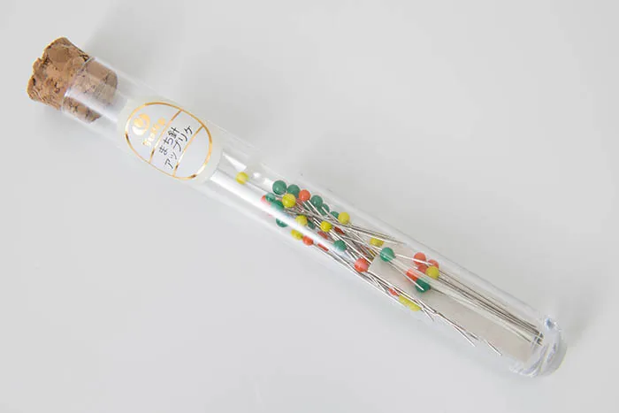 TulipTulipチューリップ まち針アップリケ
