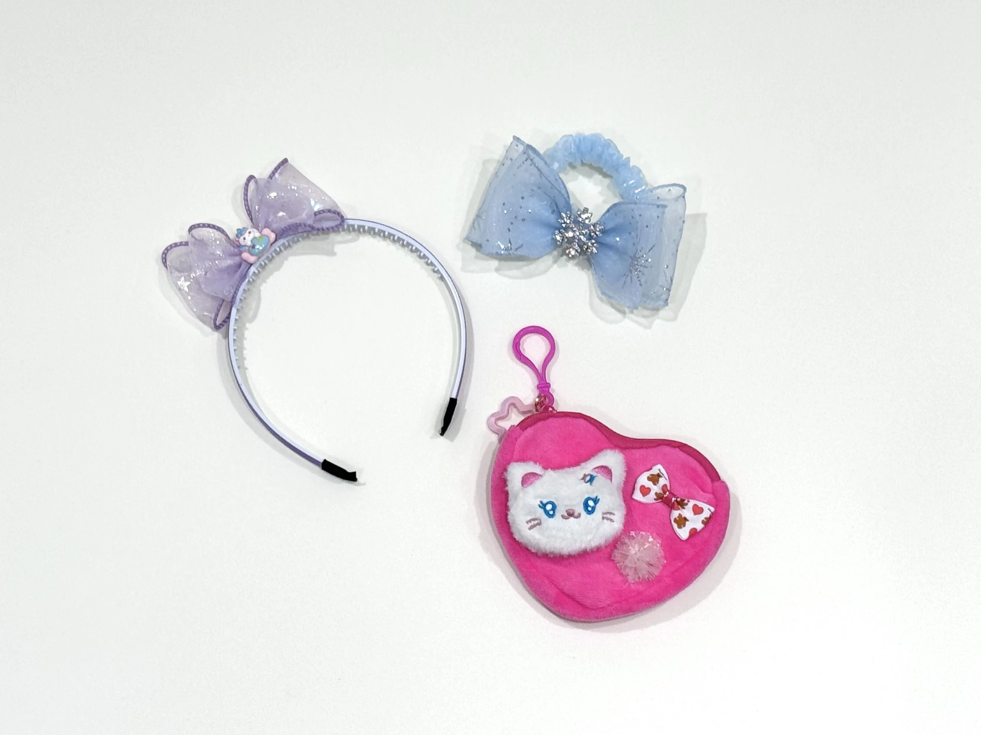 ①かわいいリボンでカチューシャをつくろう ②かわいいリボンでシュシュをつくろう ③リボンやぬいぐるみがついたポーチやキーホルダーをつくろう
